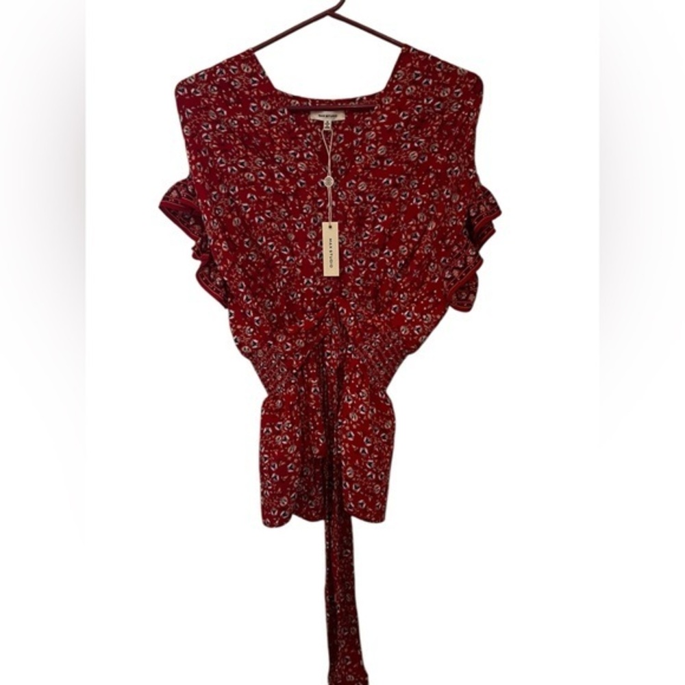 Max Studio Red and Blue Floral Top